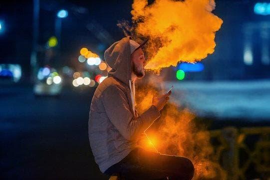 Top Strategies for Poker Trực Tuyến Uy Tín Nhất Players and Choosing the Best e cigarette smoke machine for Events
