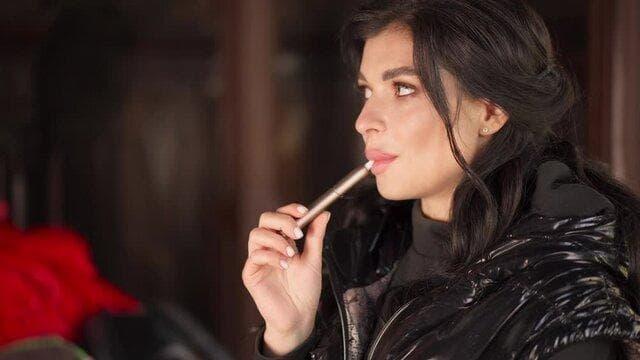 e-cigarettes Explained with e cigarette vs normal cigarette Comparison on Health Cost and Addiction