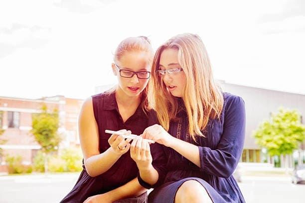 Understanding e-cigarettes and e-cigarettes and lung health Insights for Users and Clinicians